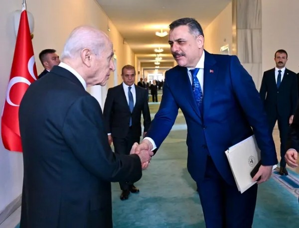 Bakan Çiftçi ve Bakan Gürlek, Bahçeli'yi ziyaret etti